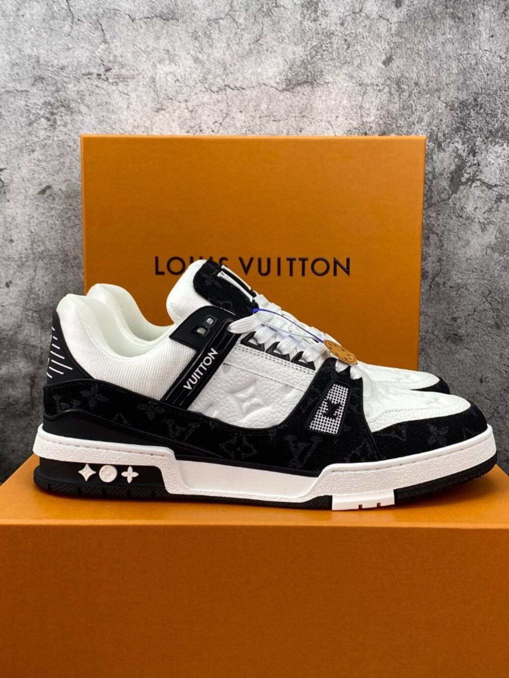 LOUIS VUITTON Trainer black and white denim shoes